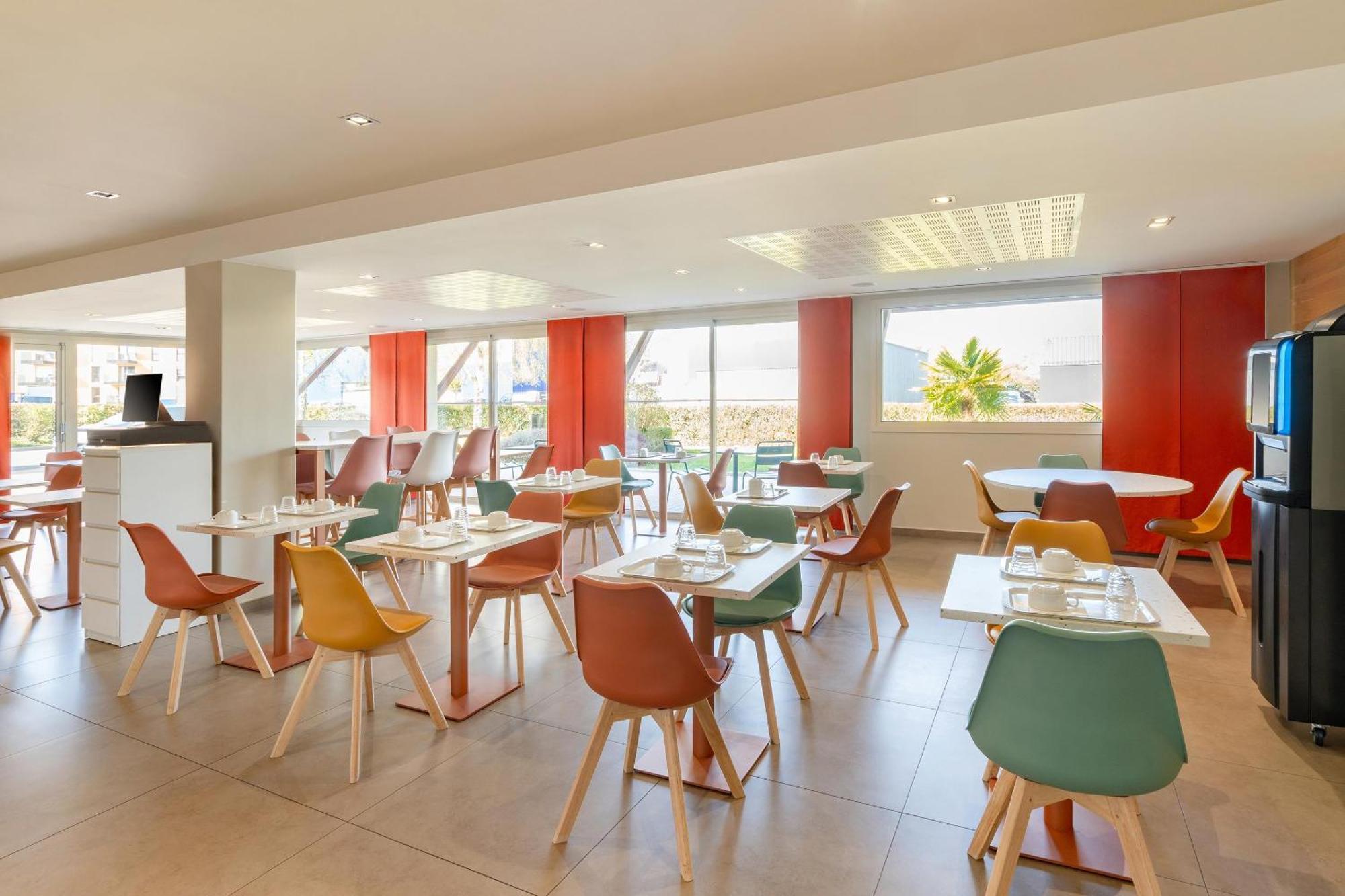 Sure Hotel By Best Western Rennes Chantepie Esterno foto