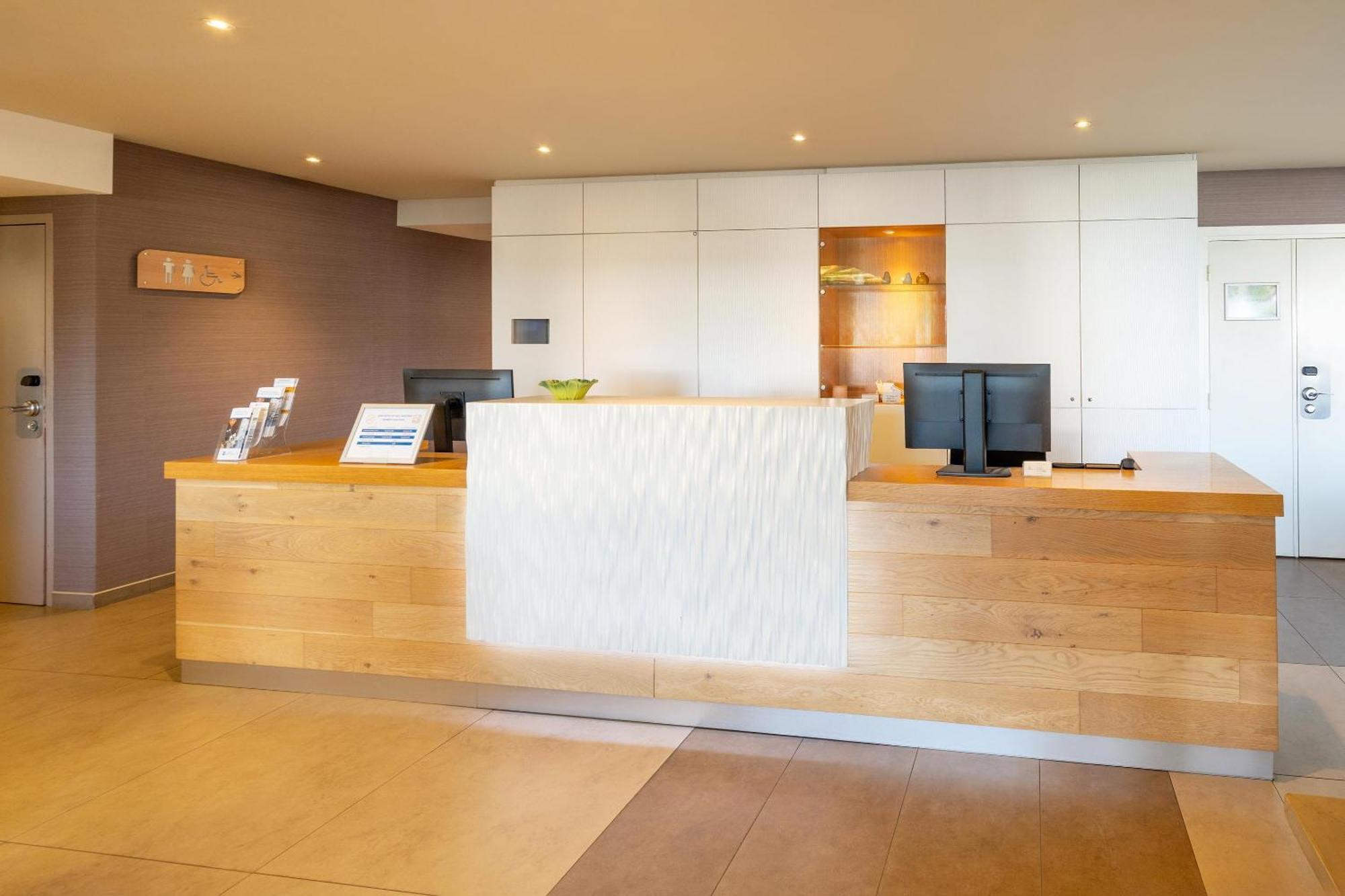 Sure Hotel By Best Western Rennes Chantepie Esterno foto